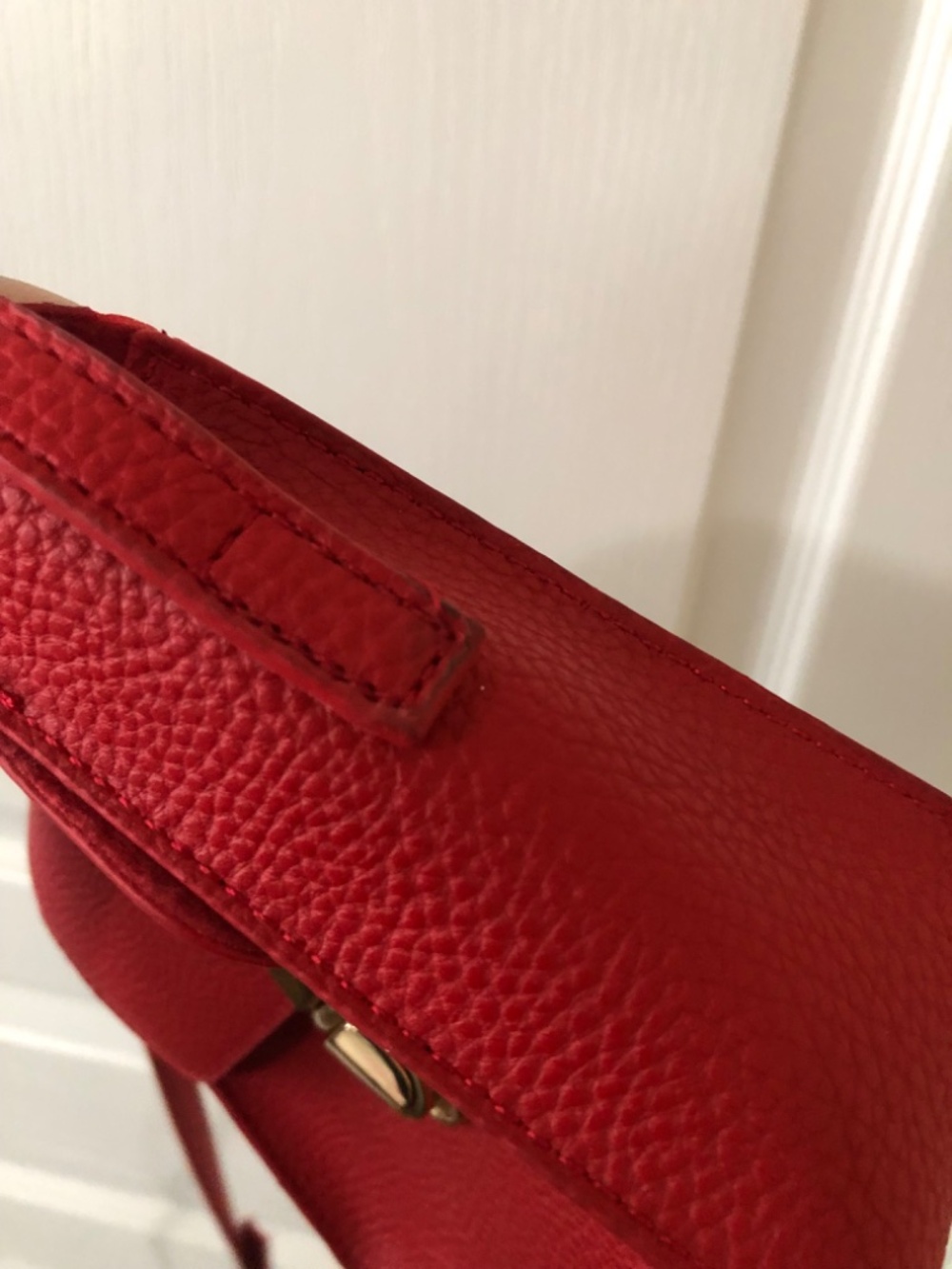Red crossbody bag 5 x 7 inch faux leather - Picture 8 of 11